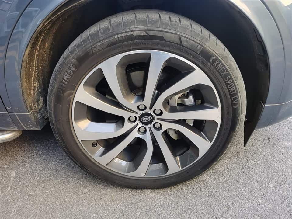 Land Rover Discover sports