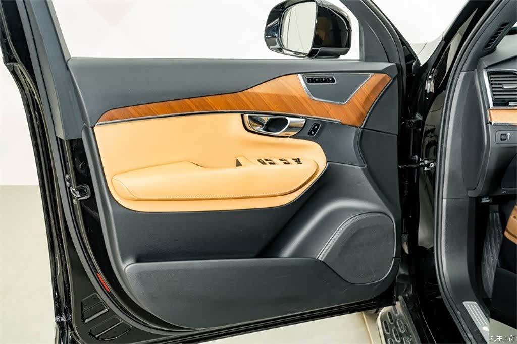 Volvo XC90, 2018 18