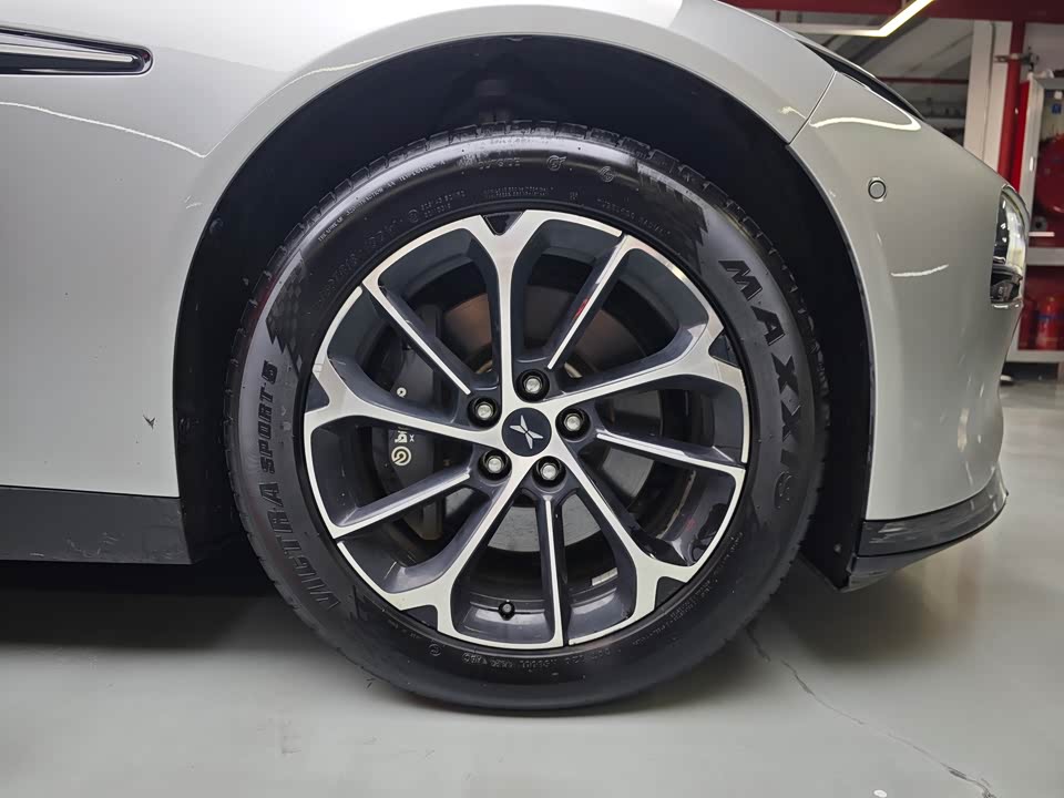 XPENG P7 XPENG P7