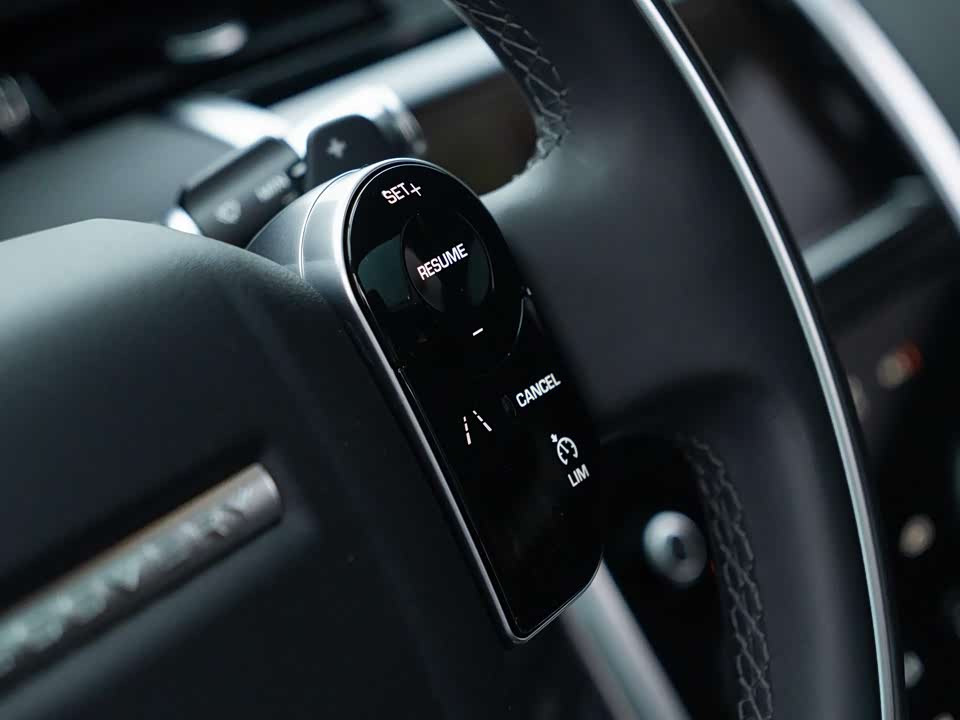 Land Rover Discover sports