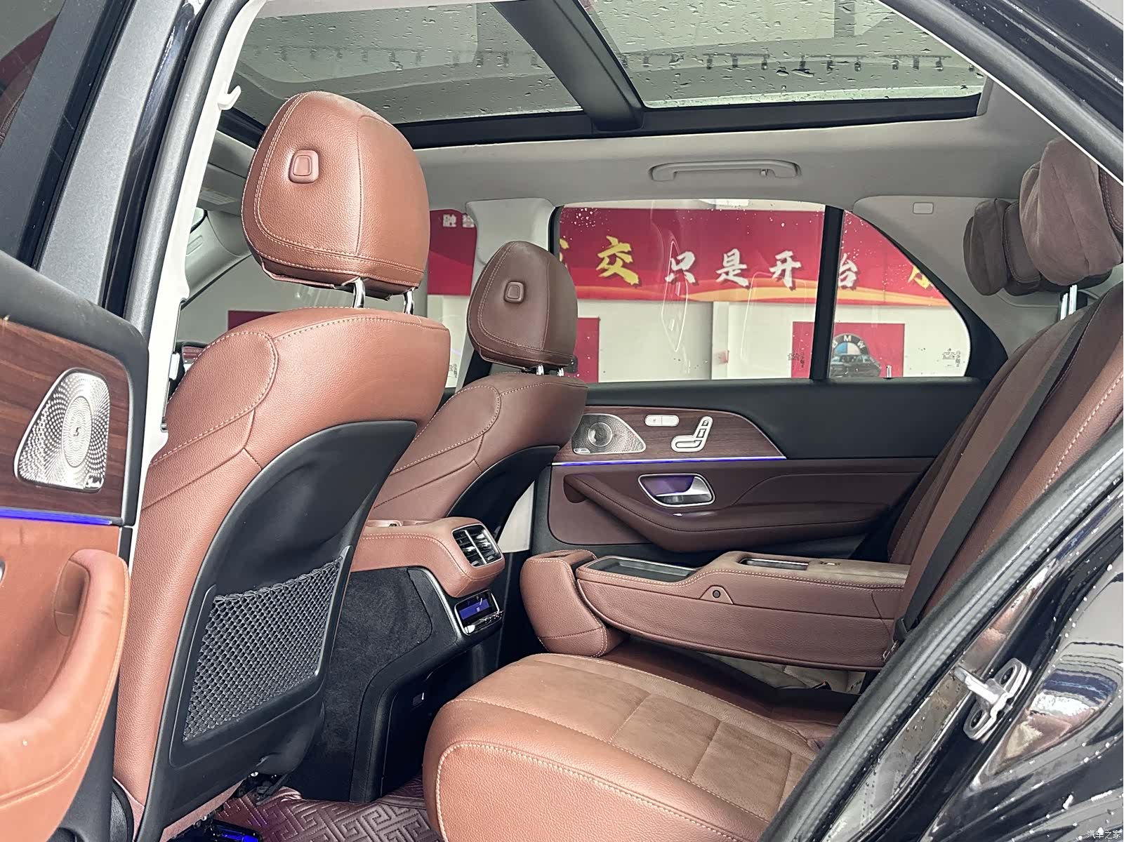 Mercedes-Benz GLE, 2024 6