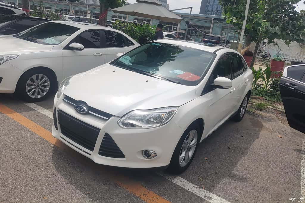 Ford Focus, 2015 1