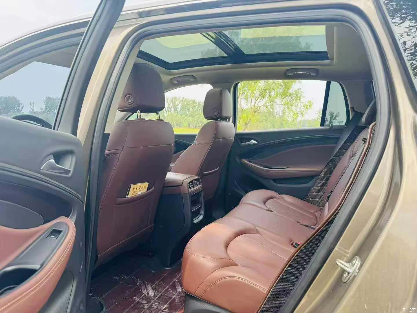 Buick Envision Plus, 2019 6