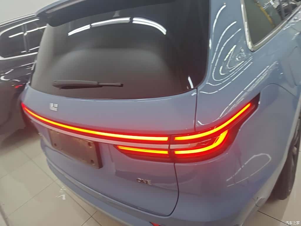 Li Auto ONE, 2022 6