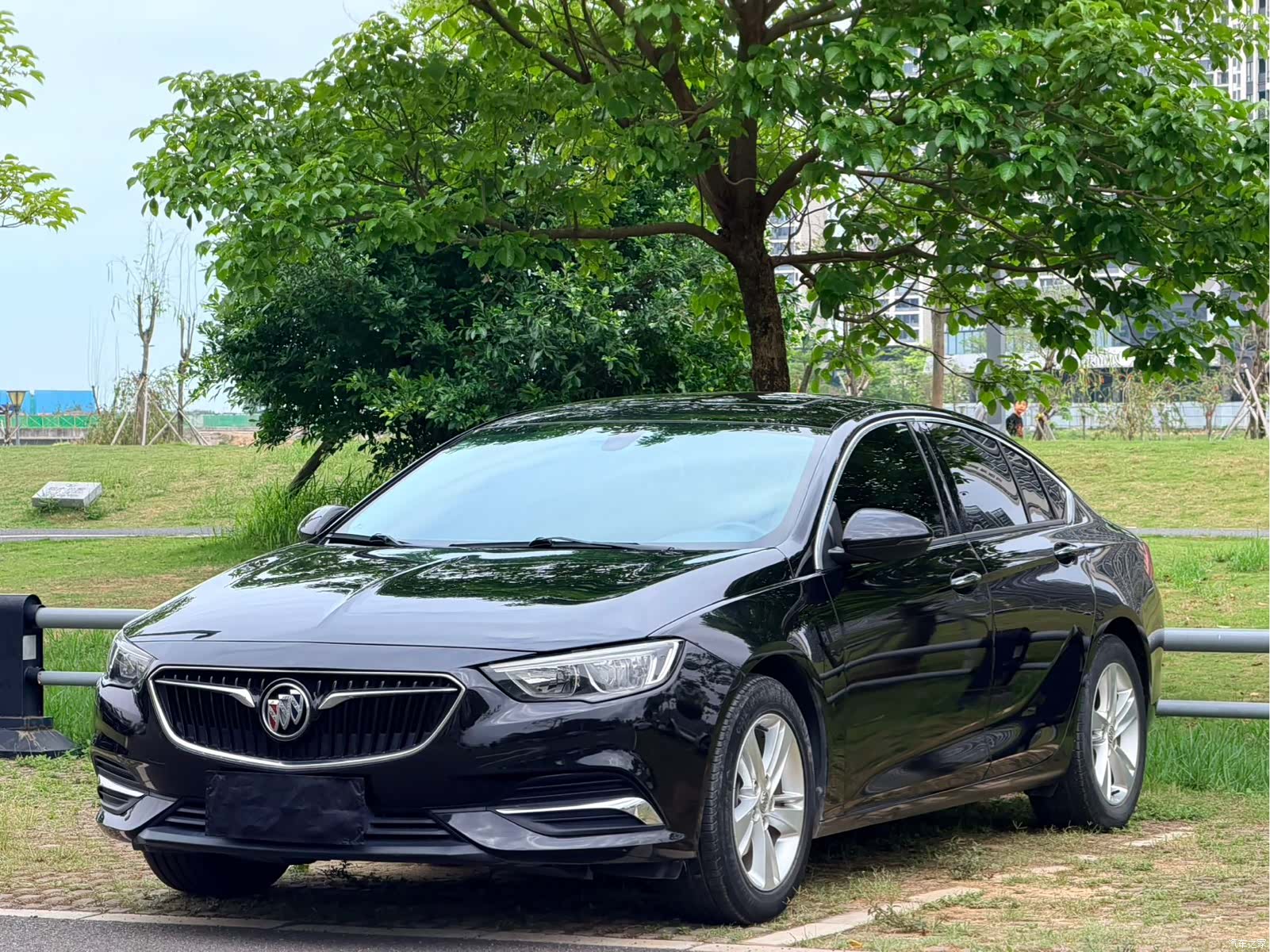 Buick Regal, 2019 1