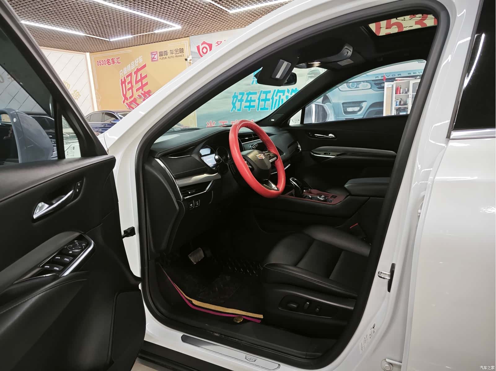Cadillac XT4, 2021 4