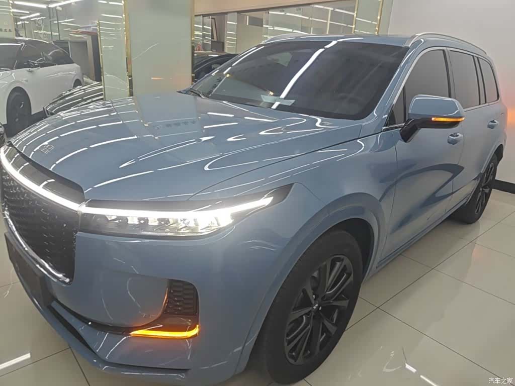 Li Auto ONE, 2022 1