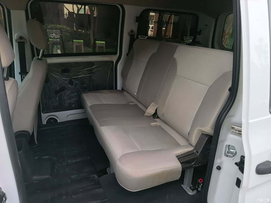 Wuling Hongguang, 2023 17