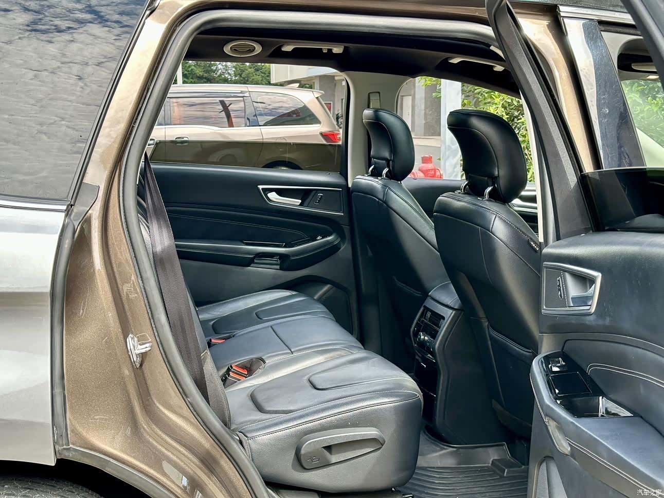 Ford Edge, 2018 11