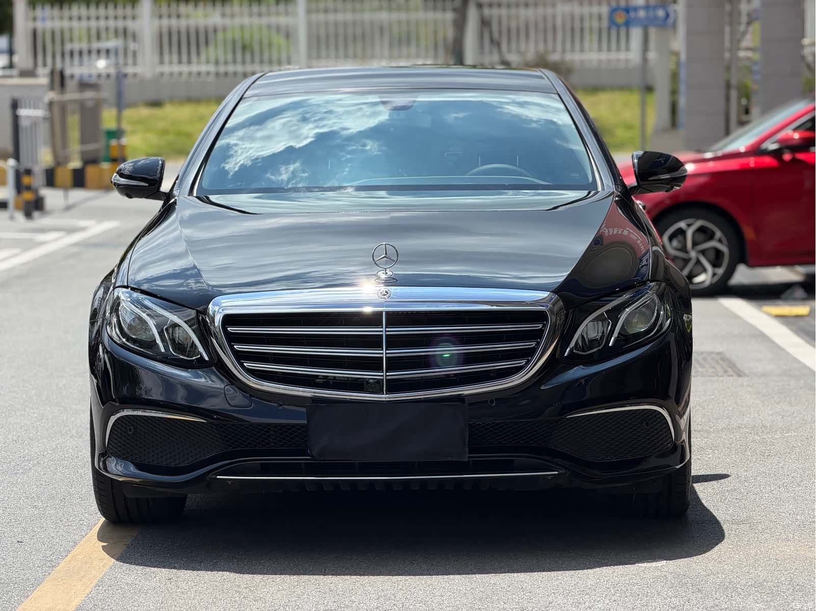Mercedes-Benz E-Class, 2019 1