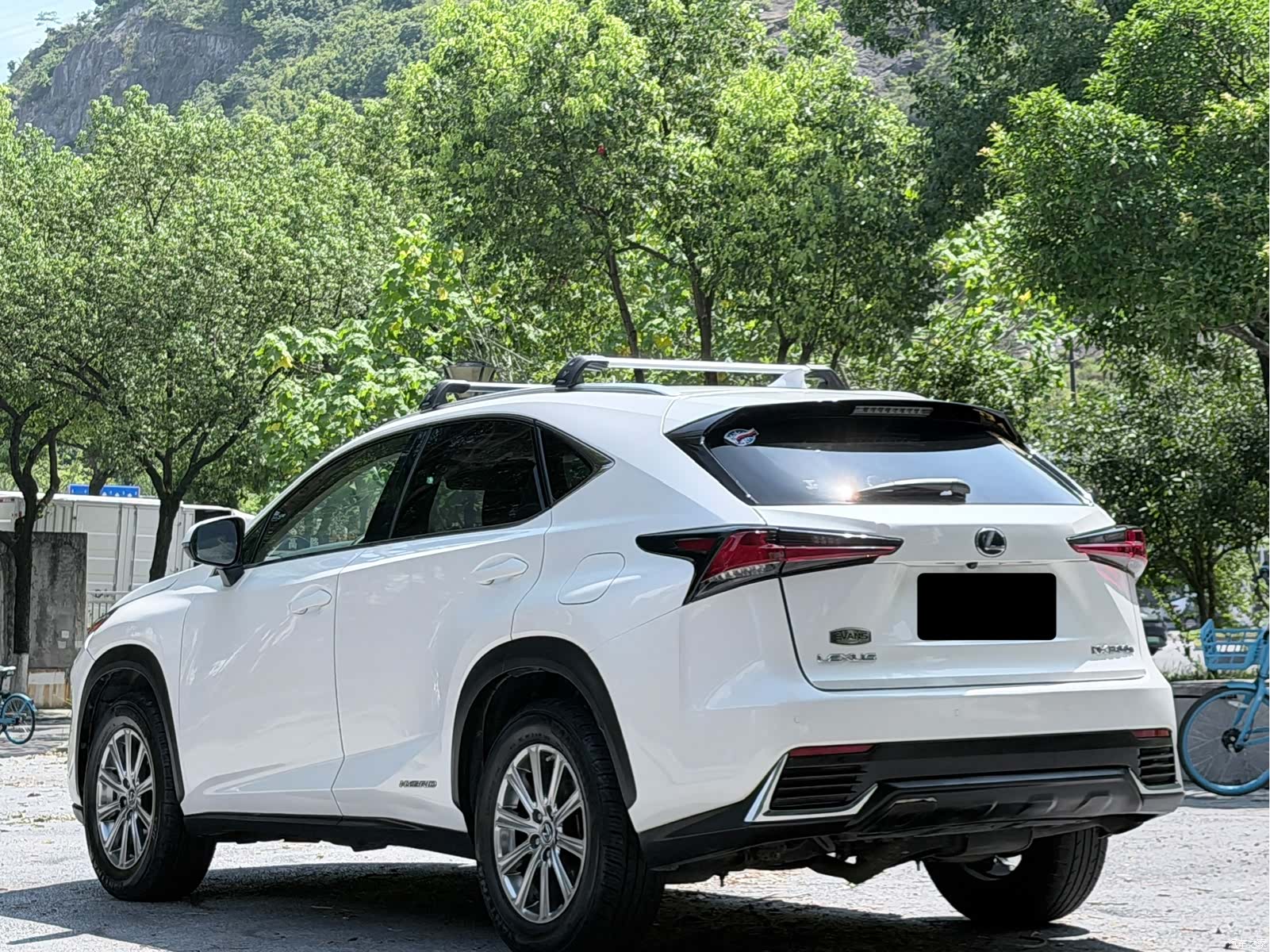 Lexus NX, 2018 17