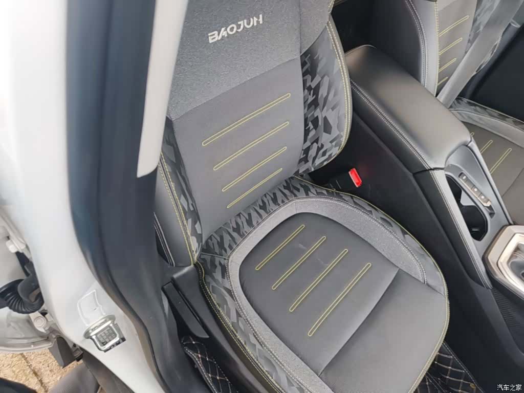 Wuling RS-3, 2019 25