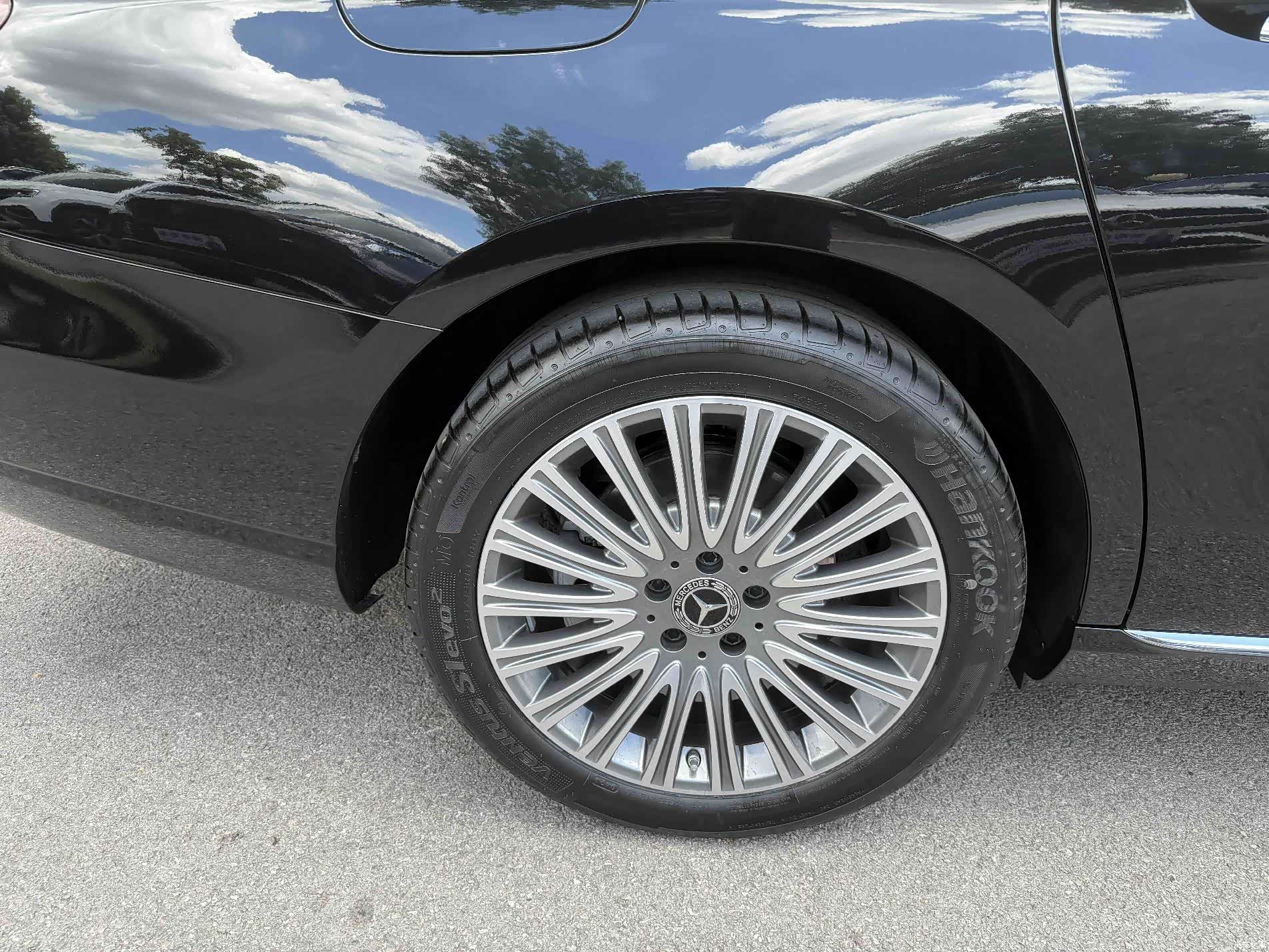 Mercedes-Benz E-Class, 2021 4