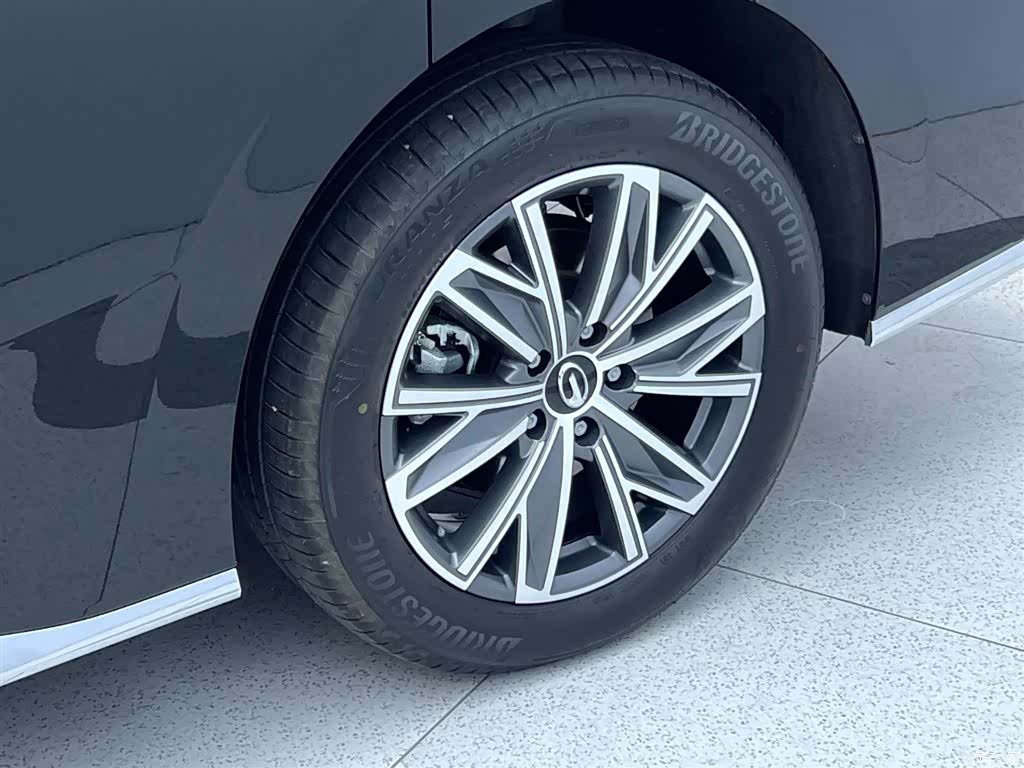 Trumpchi M8, 2025 26