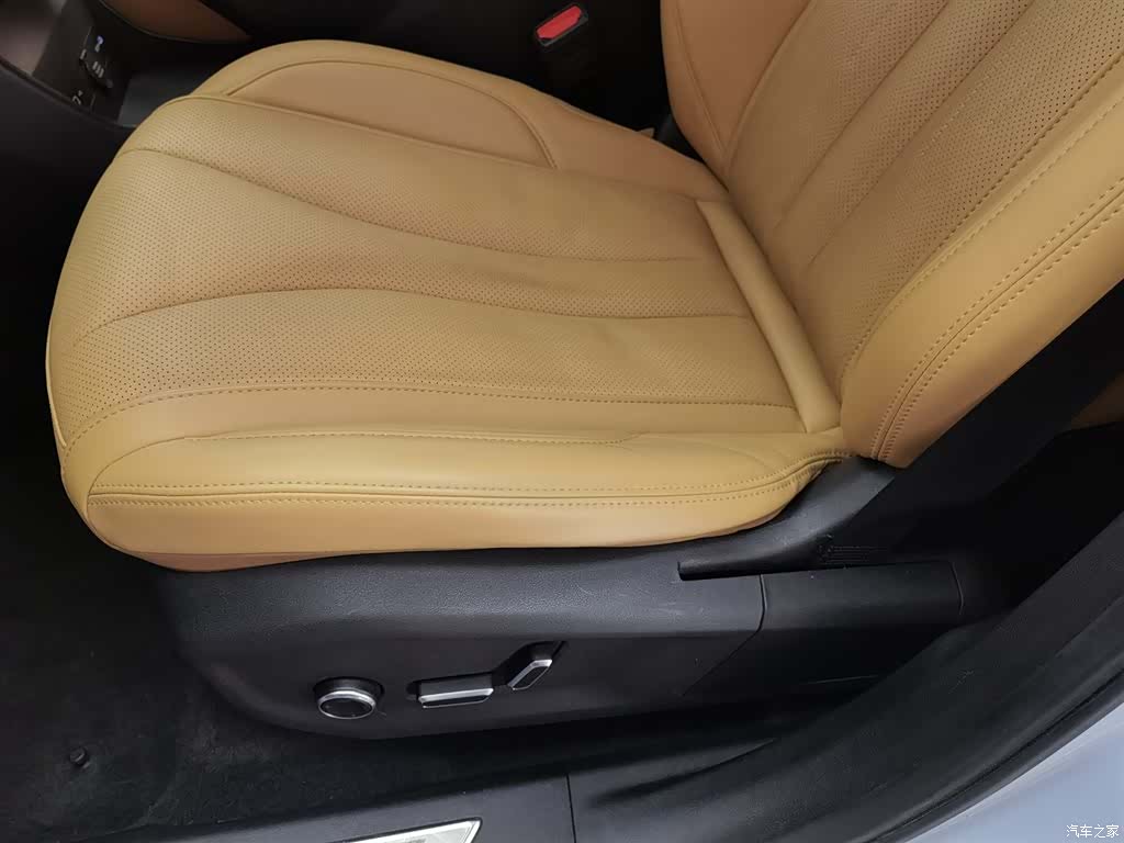 Geely Xingyue L, 2023 20