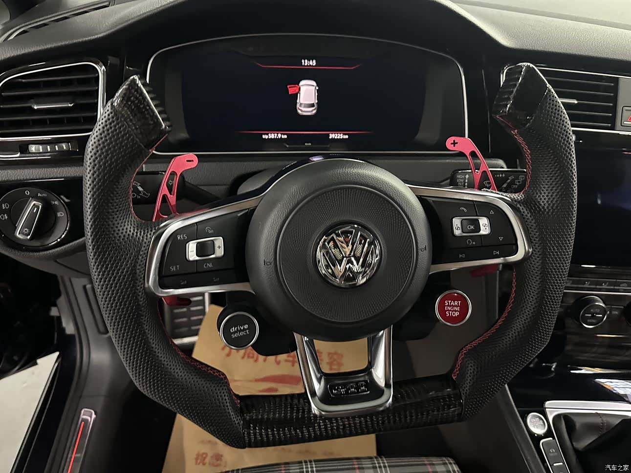 Volkswagen Golf, 2018 все фото