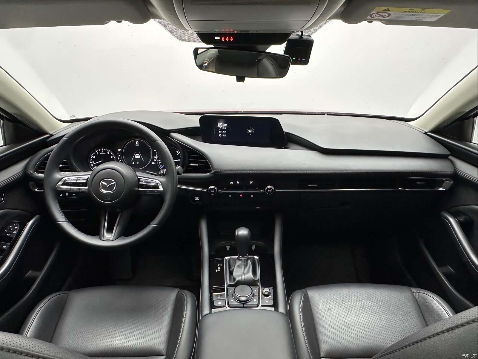 Mazda Mazda3, 2022 9