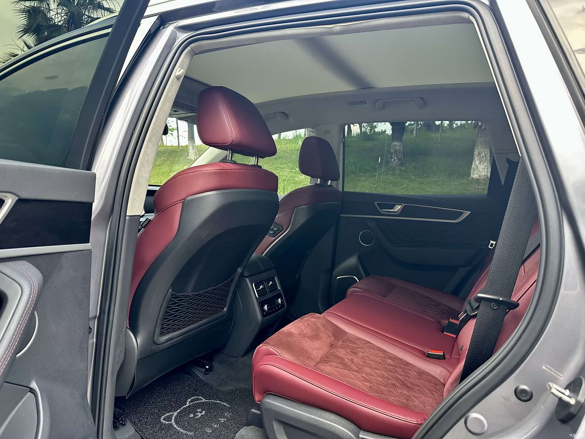 Hongqi HS7, 2022 все фото