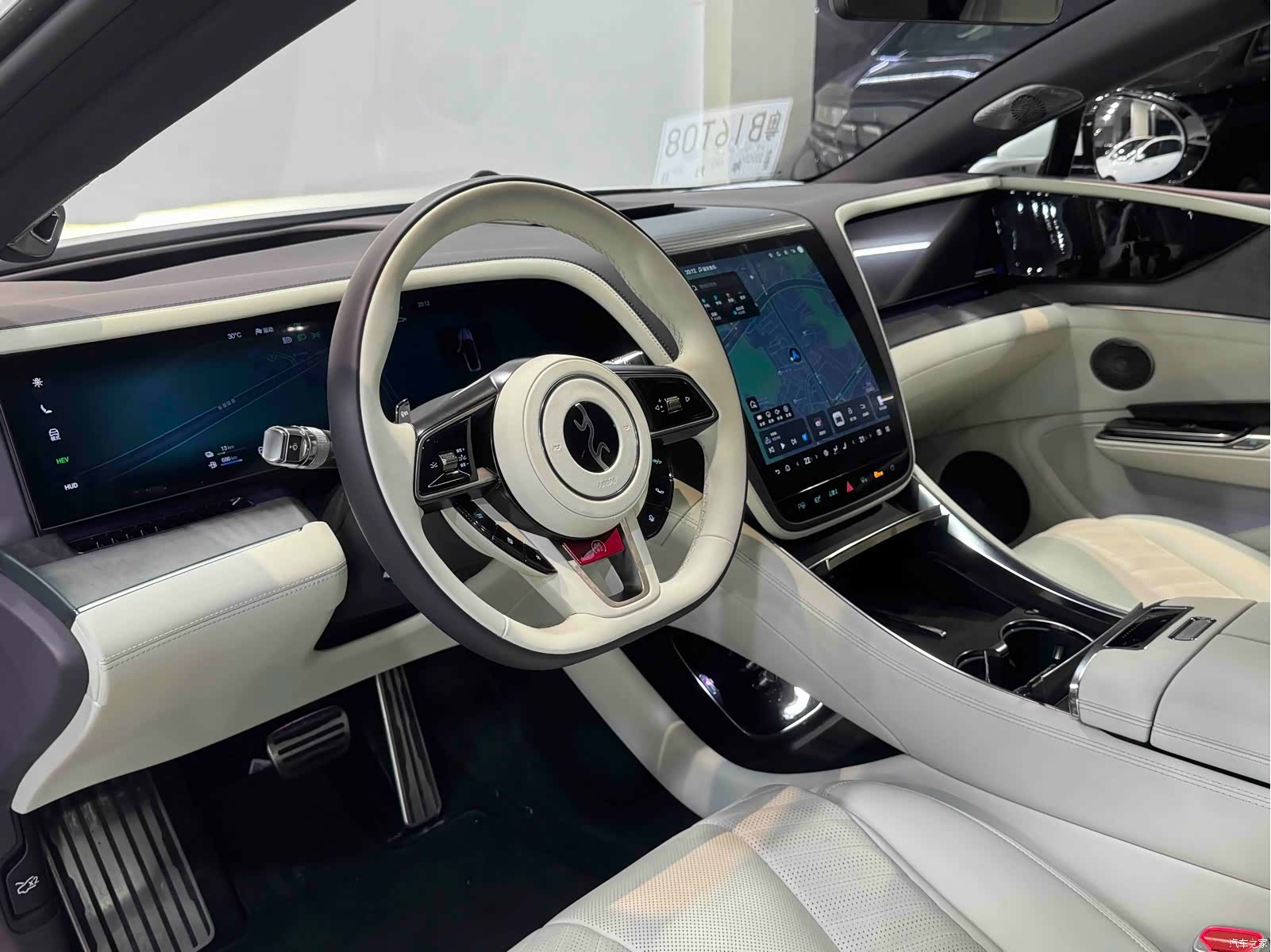 Yangwang U7, 2025 16