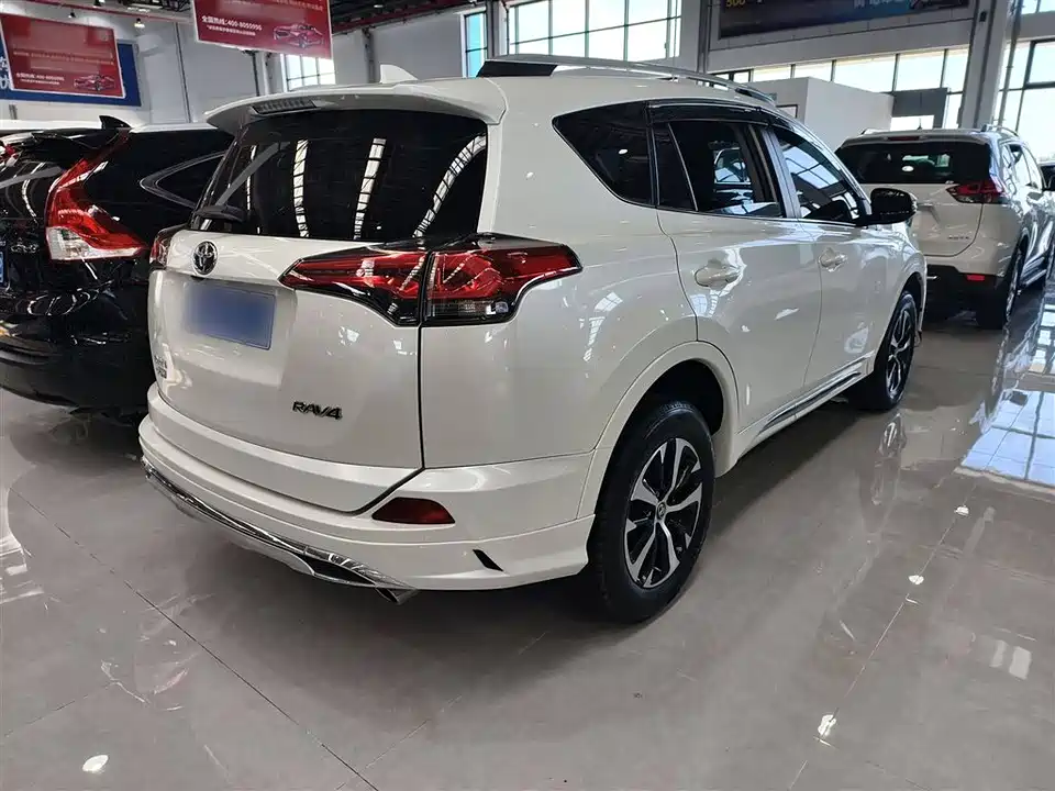 Toyota RAV4 Rongfang