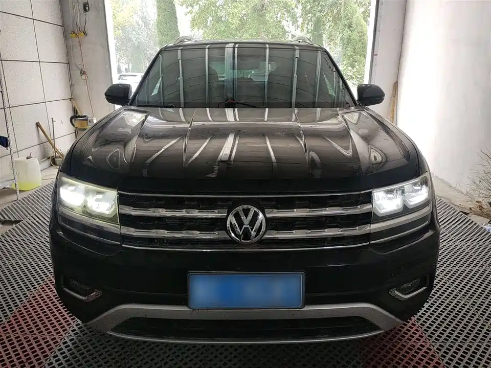 Volkswagen Tourang