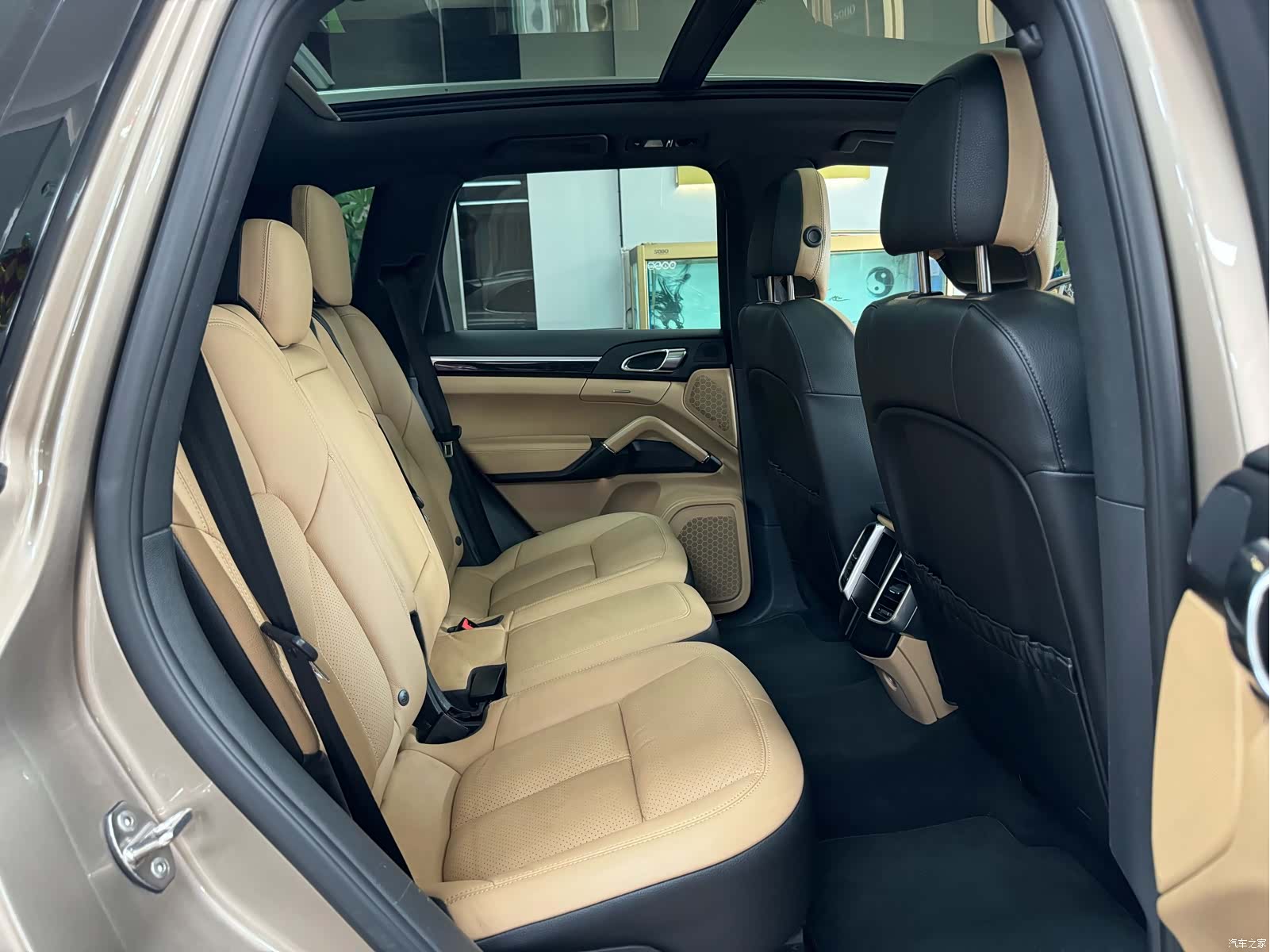 Porsche Cayenne, 2015 34