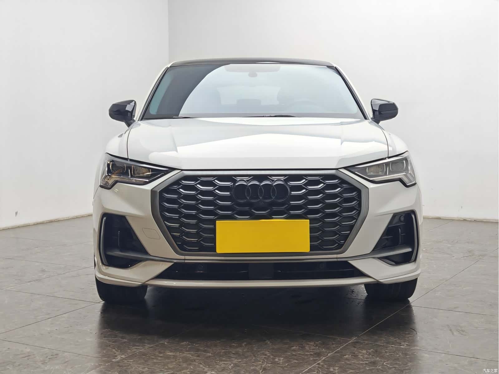Audi Q3, 2024 все фото