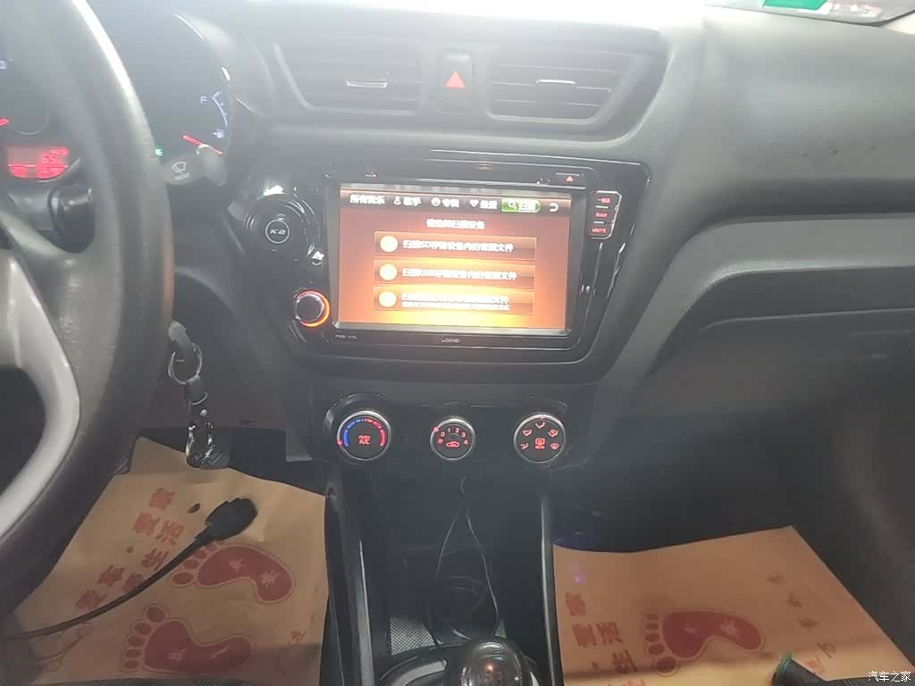 Kia K2, 2015 13