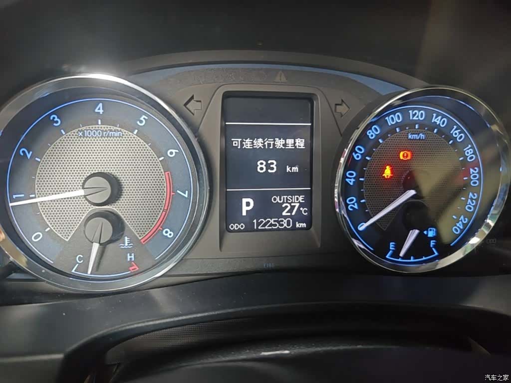 Toyota Corolla, 2015 12