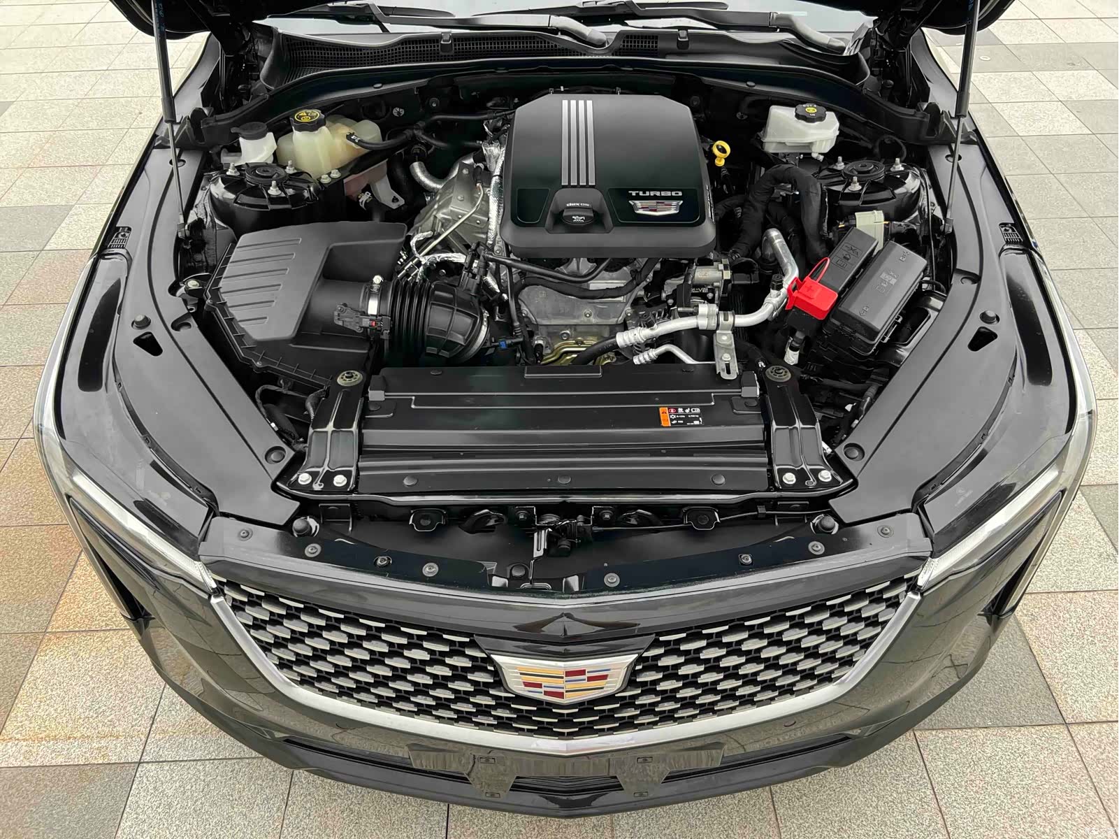 Cadillac CT4, 2023 28