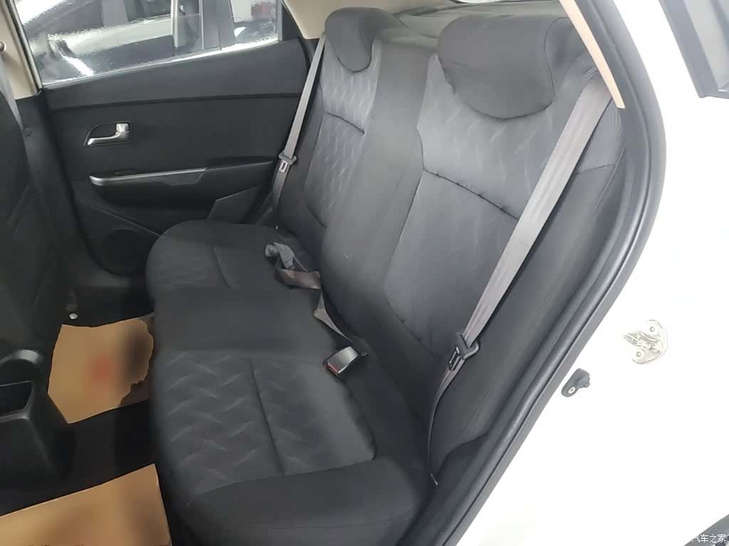 Kia K2, 2015 17