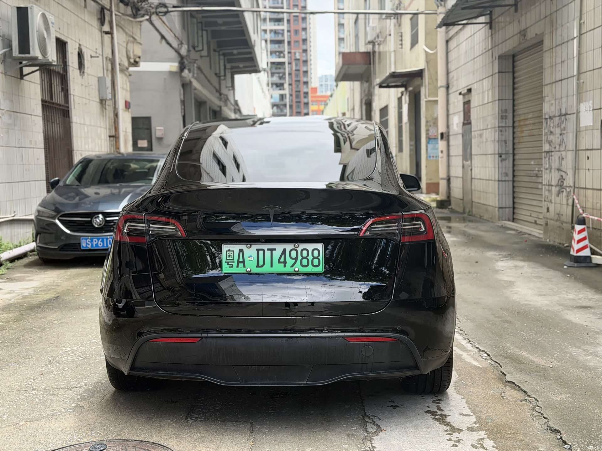 Tesla Model Y, 2021 11