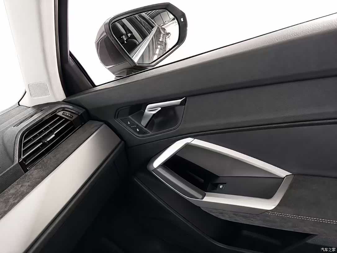 Audi Q3, 2022 14