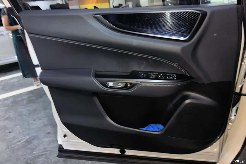Lexus NX, 2022 7