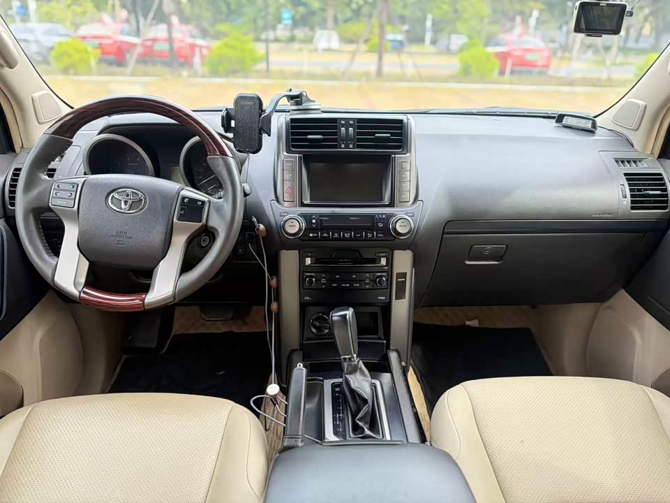 Toyota Prado