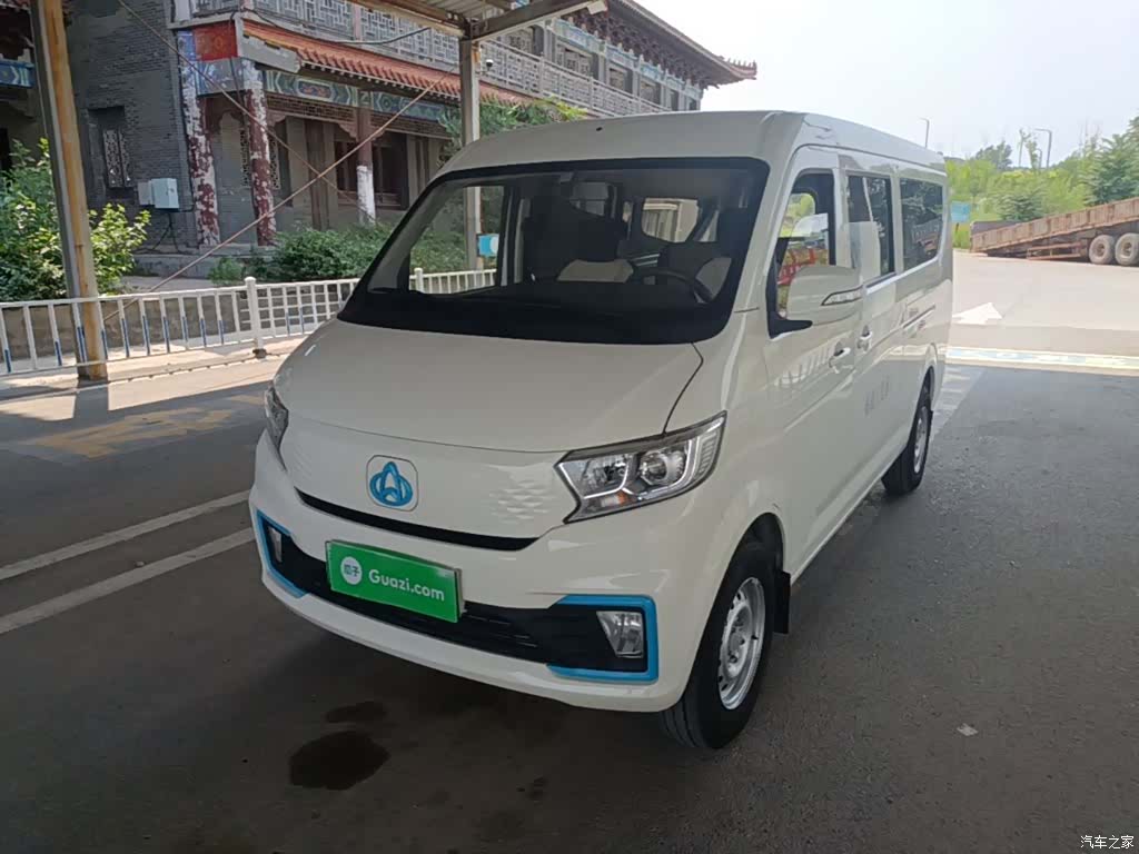 Changan V5, 2025 2
