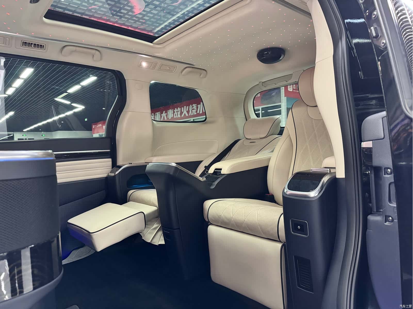Trumpchi M8, 2022 11