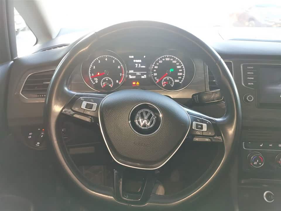 Volkswagen Golf*Jiayu