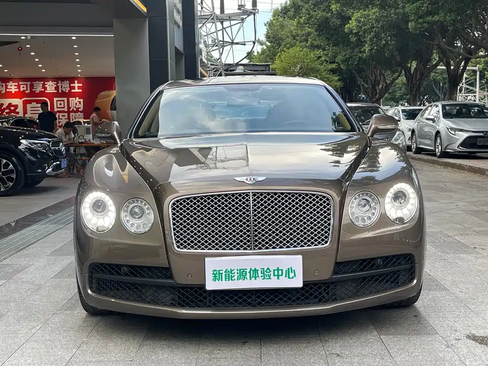 Bentley Flying