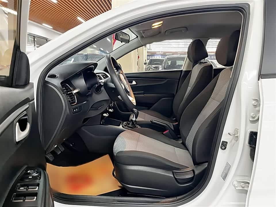 Kia K2
