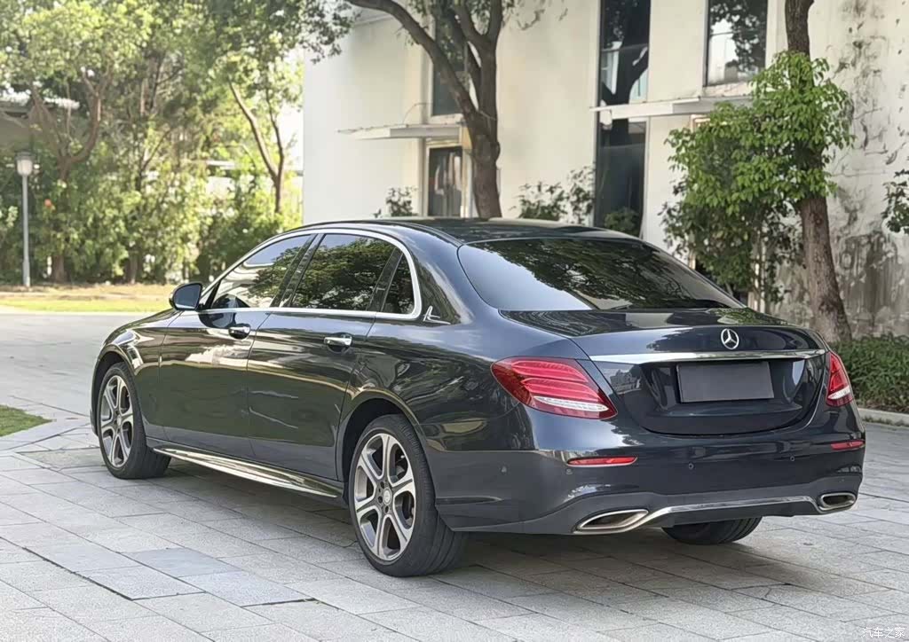 Mercedes-Benz E-Class, 2017 7
