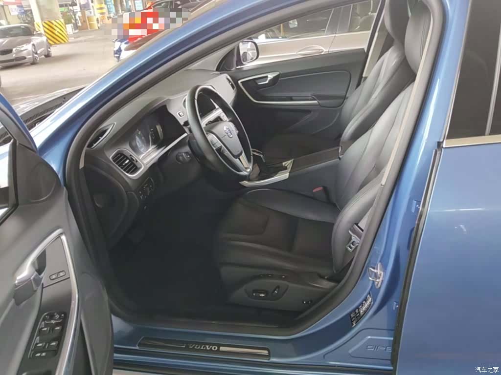 Volvo V60, 2016 15