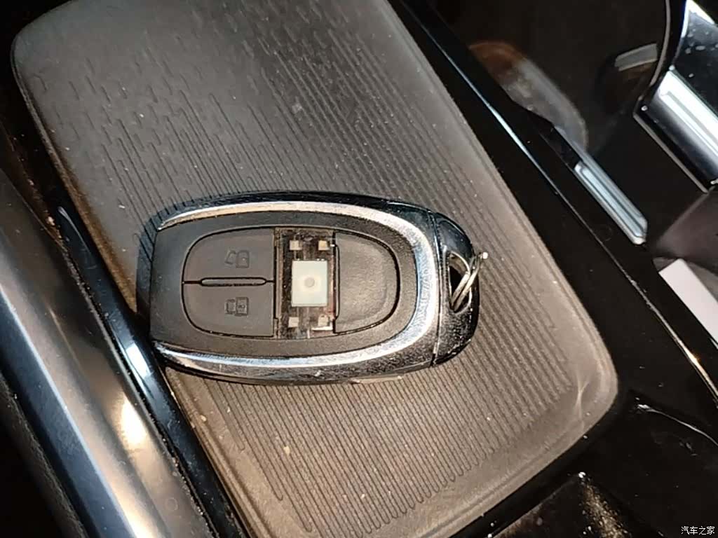 Maxus G50, 2023 9