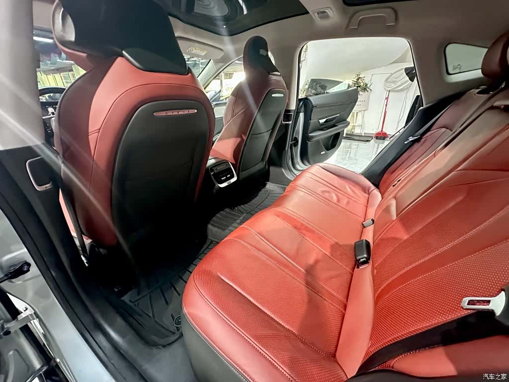 Xpeng P7, 2022 16