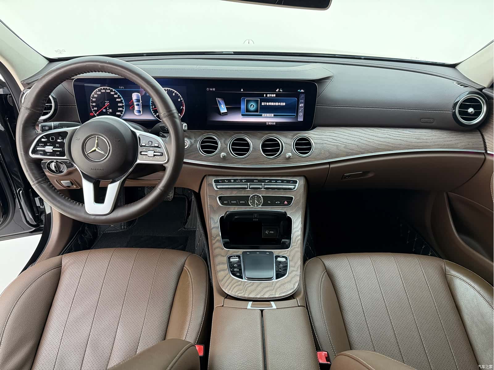 Mercedes-Benz E-Class, 2019 8