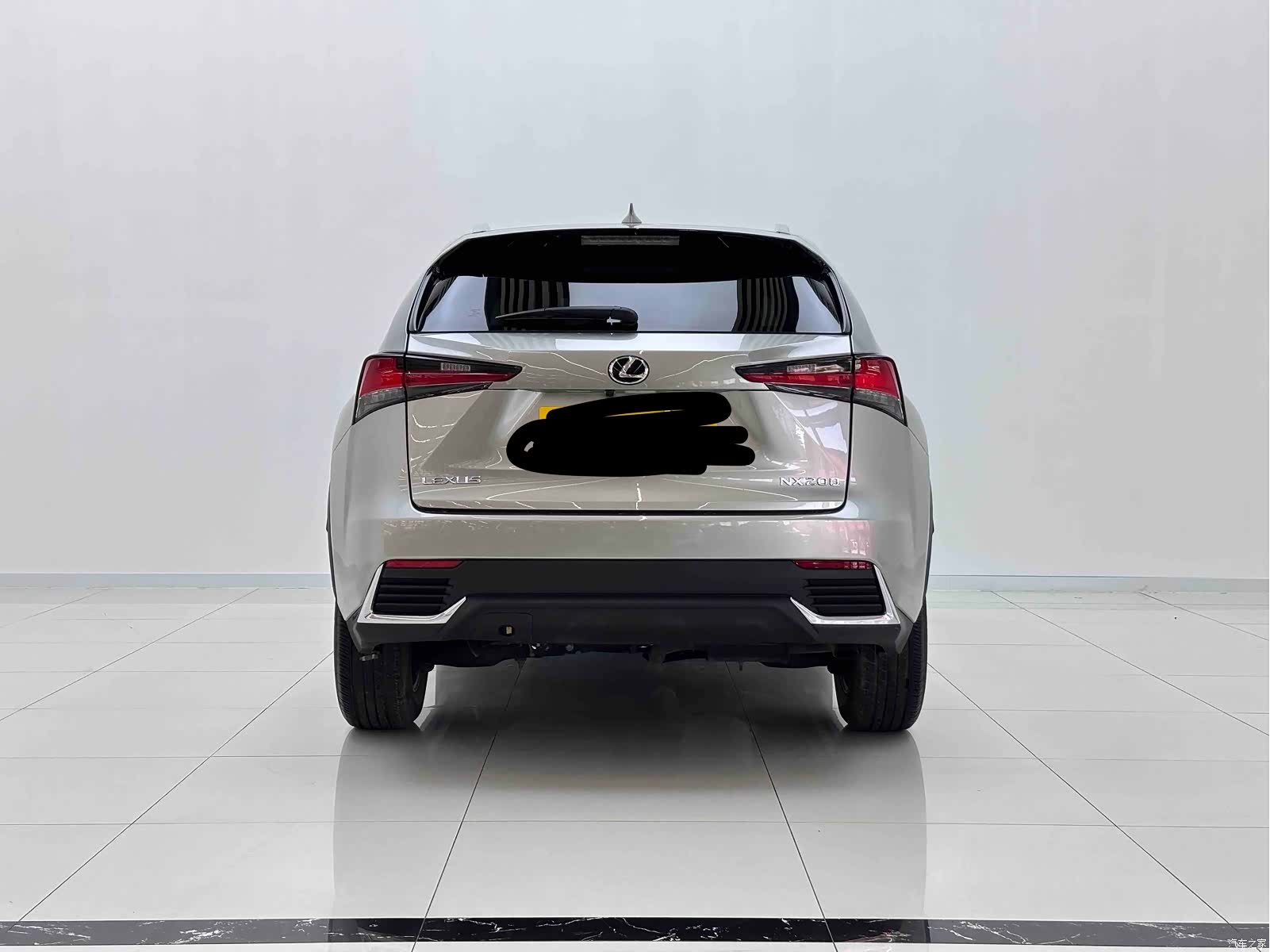 Lexus NX, 2021 3