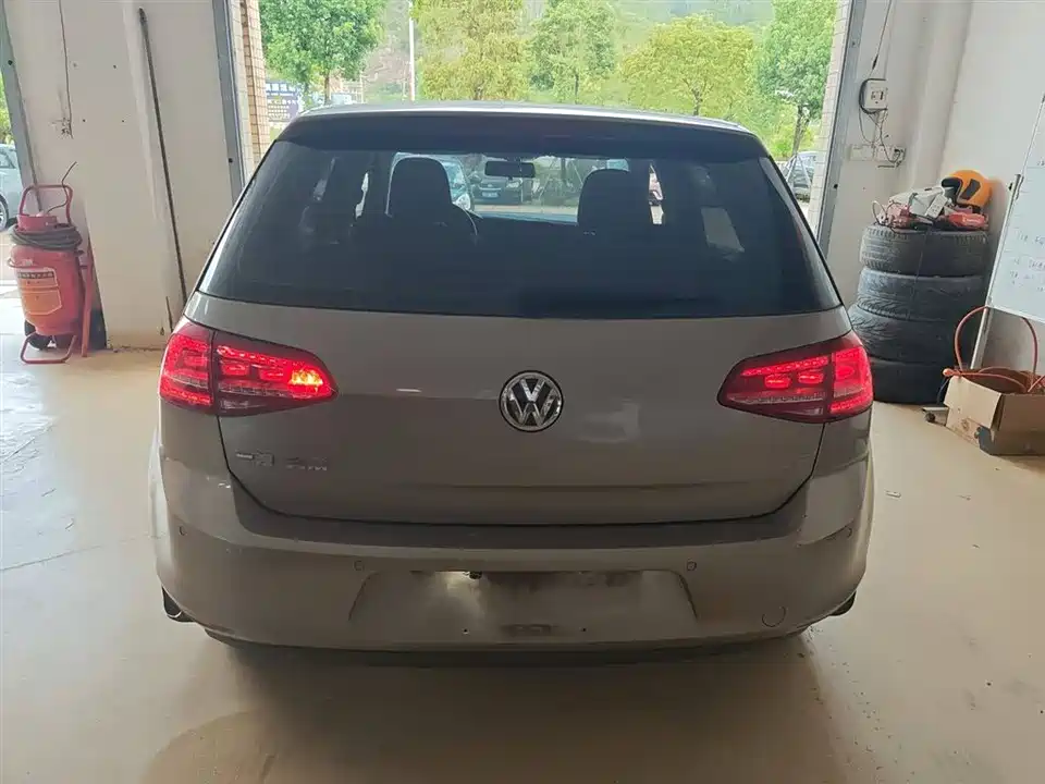 Volkswagen golf
