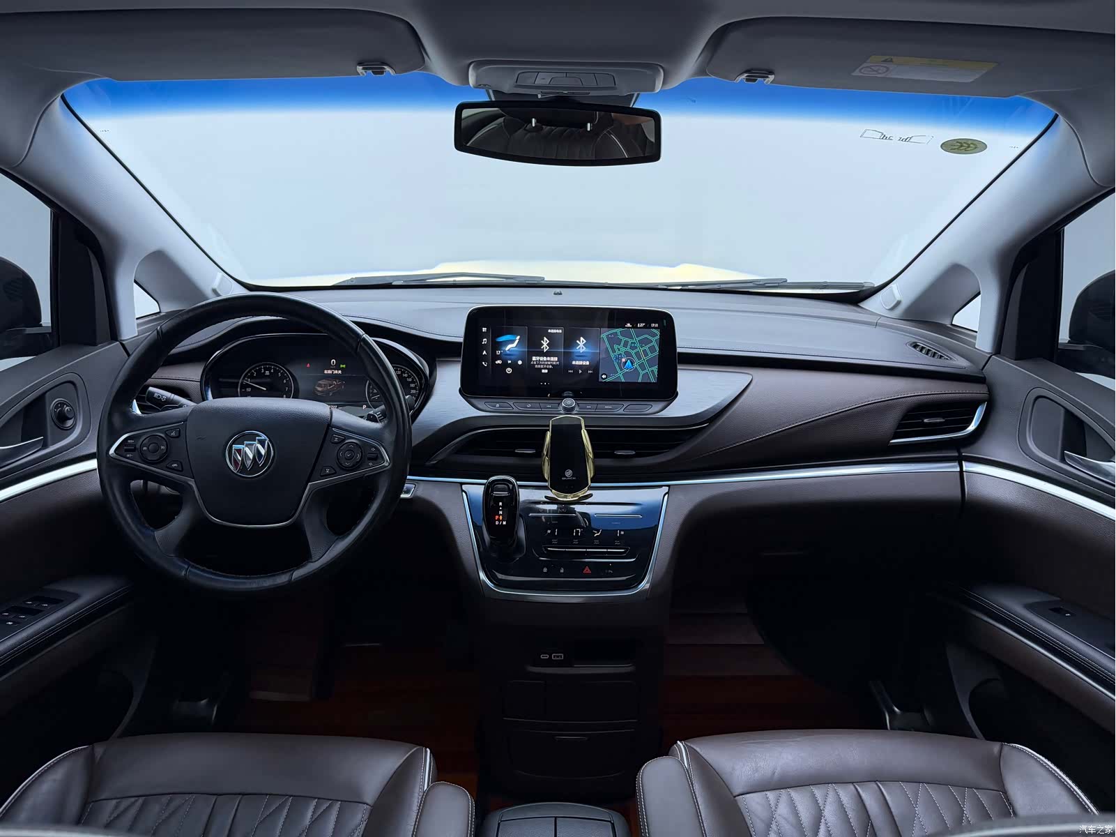 Buick GL8, 2022 10