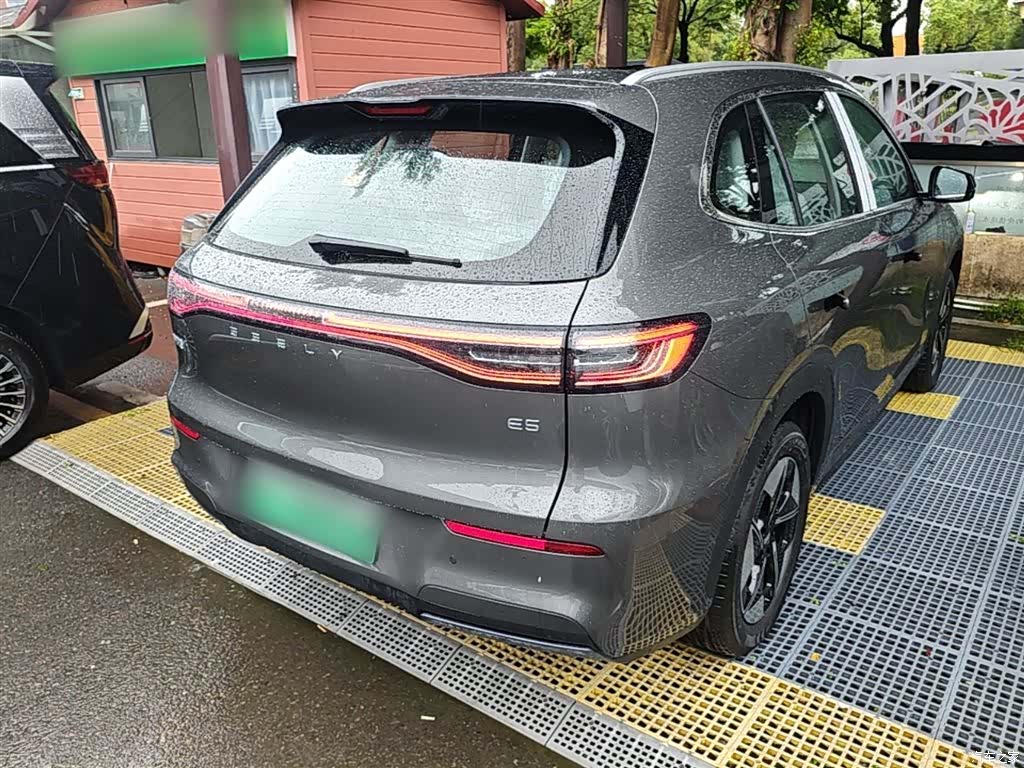 Geely Galaxy E5, 2026 6