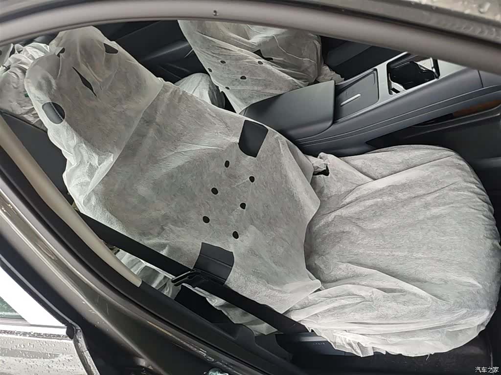 Geely Galaxy E5, 2026 7